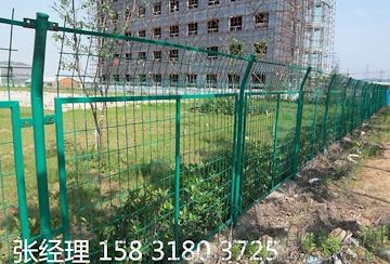 高速公路护栏网-框架护栏-围墙护栏网厂家